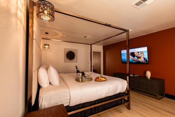 The Lexi Las Vegas image 25